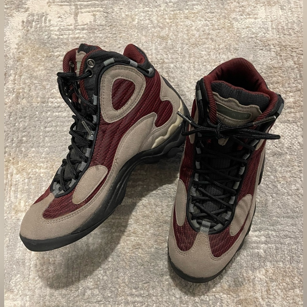 Vintage Nike 1996 ACG Air Talus Hiking Boots Tan & Burgundy Rare! Outdoor